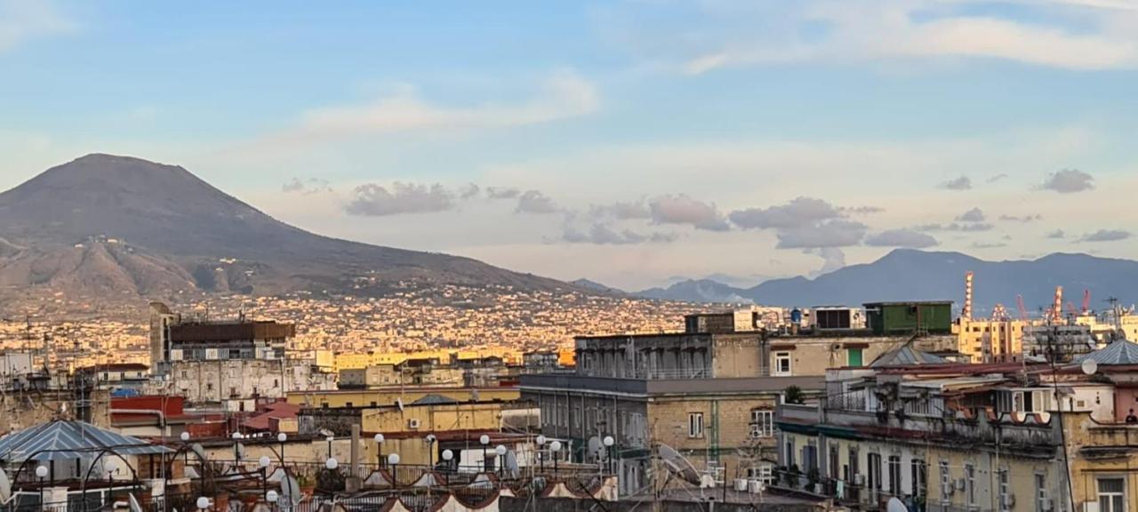 La Terrazza Nel Centro Villa Neapel Exteriör bild